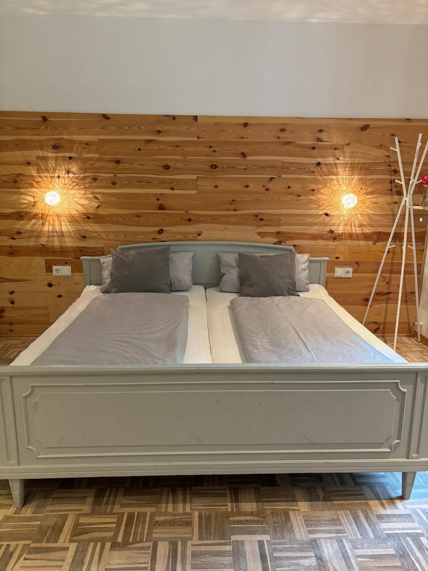 Ferienapartments Engeln Eifel Kempenich Екстер'єр фото